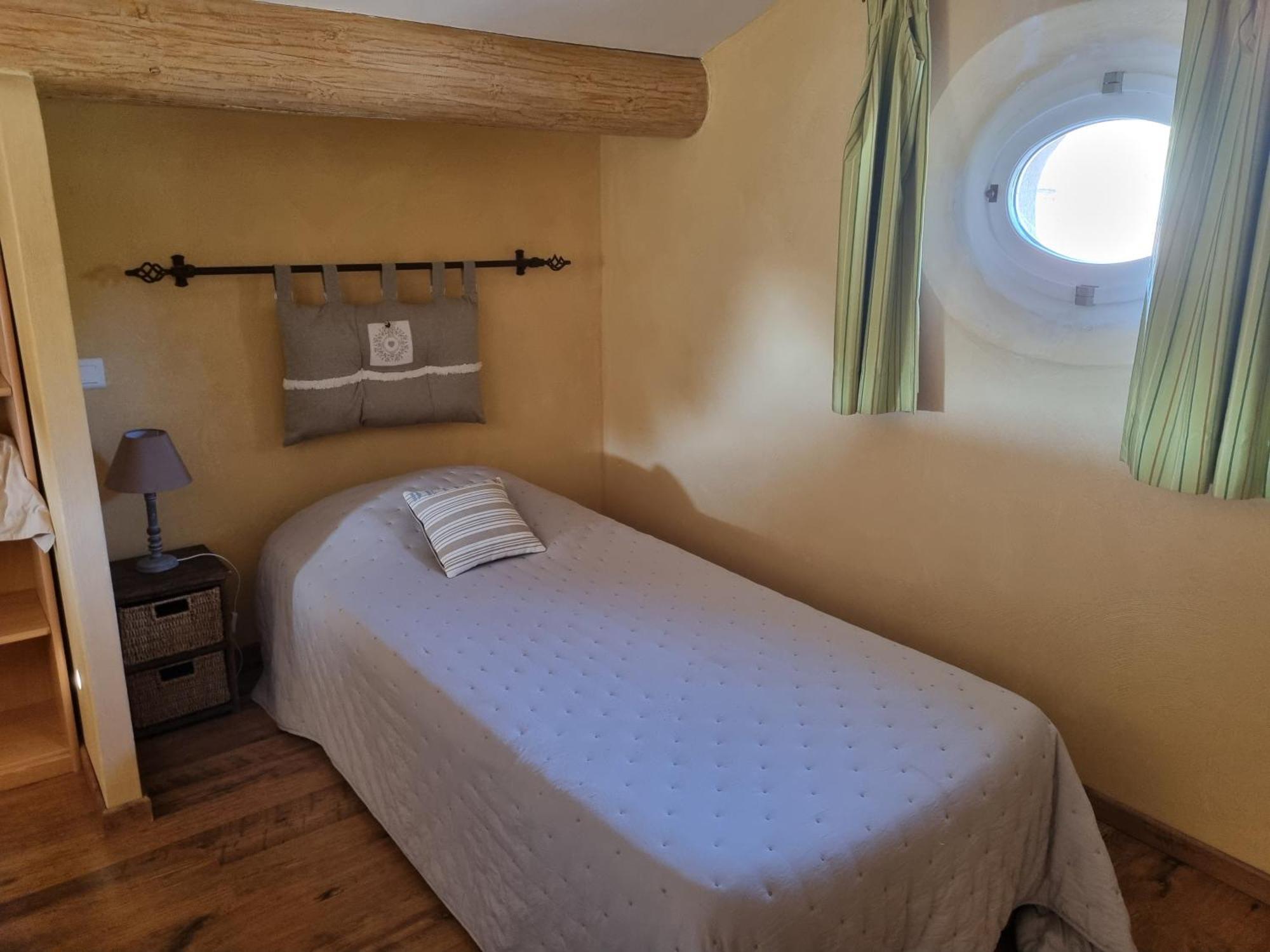 Hotel La Fanette Montbrison-sur-Lez Zewnętrze zdjęcie